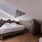 Apartment Duplex Renove Avec Balcon A Val D'isere, Parking Inclu - Fr-1-862-24