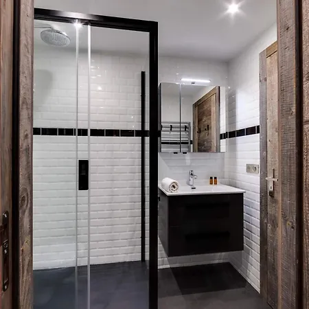 Appartement Duplex Renove Avec Balcon A Val D'isere, Parking Inclu - Fr-1-862-24 *